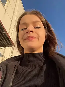 Snapshot of KittyQueeny chatting on October 2, 2:13 pm KittyQueeny online show from October 2, 2:13 pm