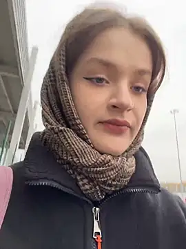 Snapshot of KittyQueeny chatting on October 24, 7:16 am KittyQueeny online show from October 24, 7:16 am