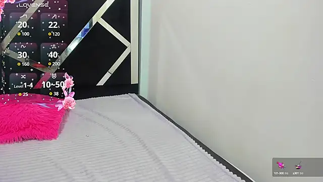 Snapshot of iisabella_noa chatting on October 8, 1:09 pm iisabella noa online show from October 8, 1:09 pm