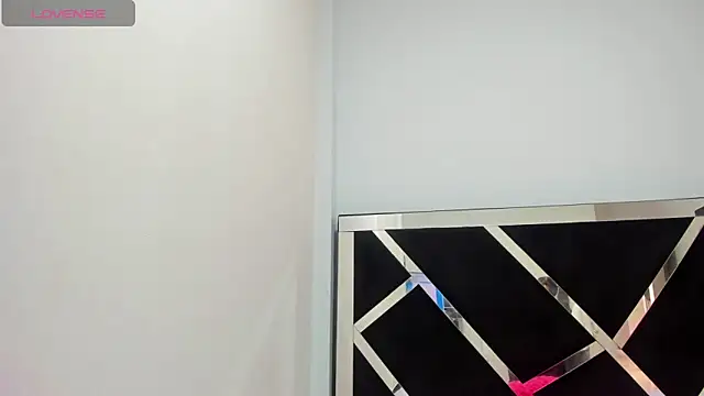 Snapshot of iisabella_noa chatting on October 25, 1:51 pm iisabella noa online show from October 25, 1:51 pm