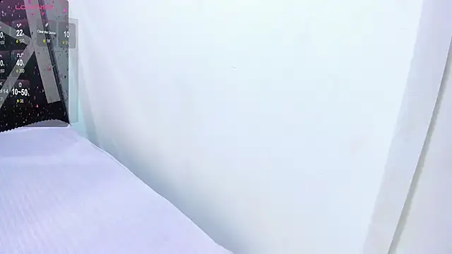 Snapshot of iisabella_noa chatting on October 30, 2:29 pm iisabella noa online show from October 30, 2:29 pm