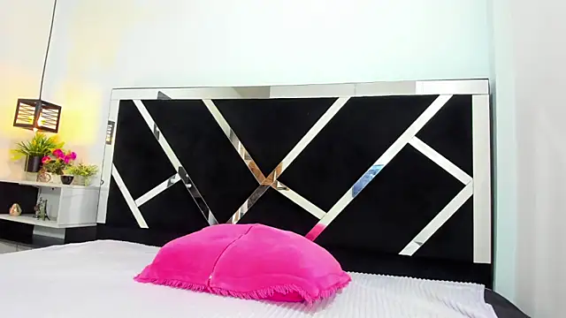 iisabella noa online show from January 17, 1:16 pm