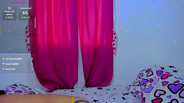 Snapshot of milita_houston chatting on December 22, 10:51 pm milita houston online show from December 22, 10:51 pm