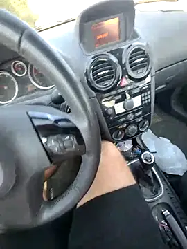 Snapshot of giova17cm chatting on September 20, 9:21 am giova17cm online show from September 20, 9:21 am