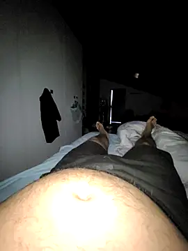 Snapshot of giova17cm chatting on October 1, 12:44 pm giova17cm online show from October 1, 12:44 pm