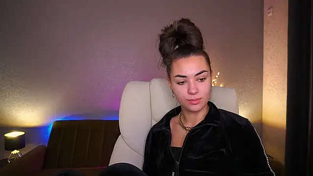 EricaSin online show from October 25, 5:59 am