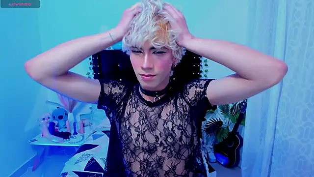 Cooperrosscute233 online show from November 10, 10:31 pm