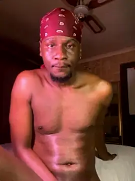 Snapshot of black_Man_dingo chatting on January 10, 10:47 pm black Man dingo online show from January 10, 10:47 pm