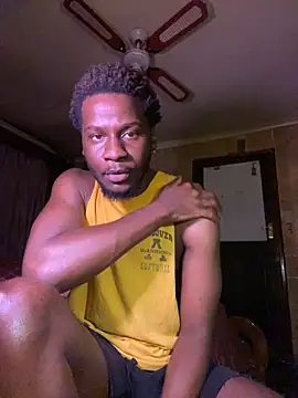 Snapshot of black_Man_dingo chatting on February 9, 10:14 pm black Man dingo online show from February 9, 10:14 pm