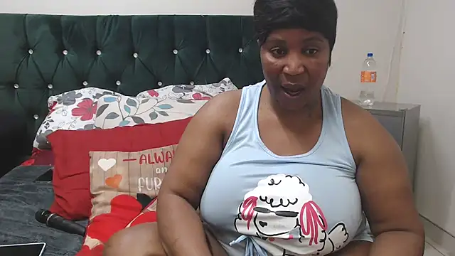 Snapshot of chockclitx5 chatting on October 18, 3:13 pm chockclitx5 online show from October 18, 3:13 pm