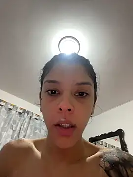 Snapshot of julietha03 chatting on September 23, 2:14 am julietha03 online show from September 23, 2:14 am