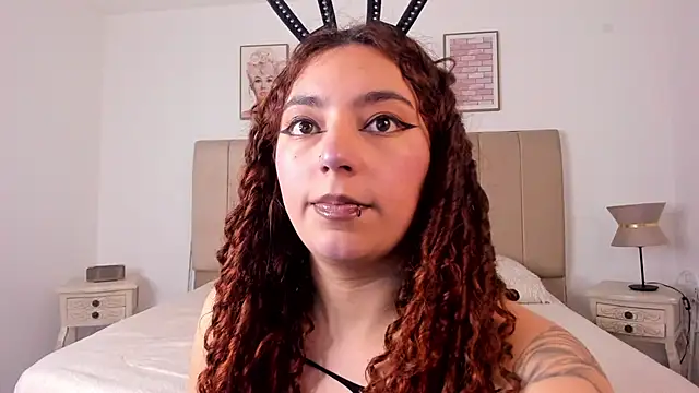 vane vixen online show from October 10, 5:12 pm