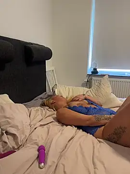 SvenskMILF online show from March 26, 11:16 am