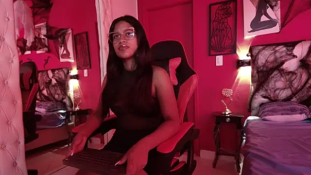 Snapshot of Sex_samantha chatting on October 22, 1:00 pm Sex samantha online show from October 22, 1:00 pm