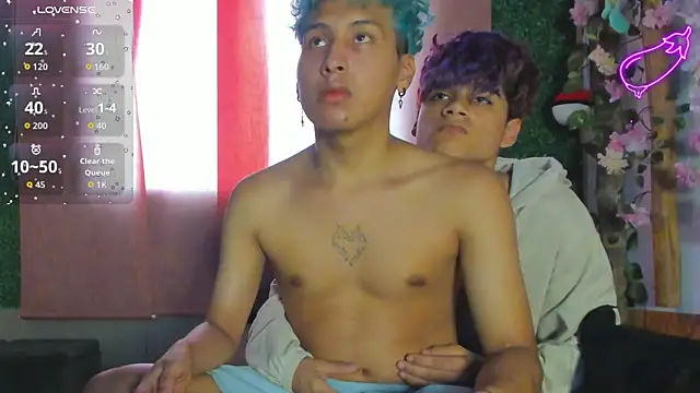 Snapshot of spicy_adonhis chatting on September 18, 1:24 pm spicy adonhis online show from September 18, 1:24 pm