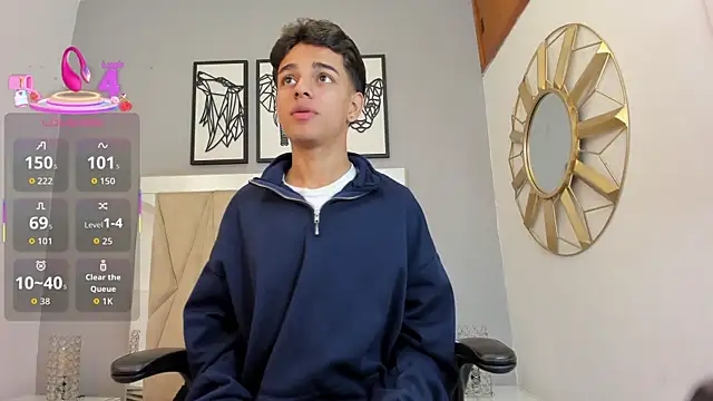 Snapshot of owen__johnson chatting on October 23, 11:53 am owen johnson online show from October 23, 11:53 am