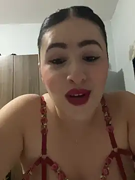 Snapshot of IvettSt_ chatting on July 19, 4:16 am IvettSt online show from July 19, 4:16 am