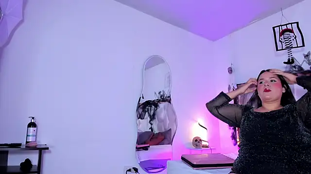 Snapshot of SamanthaDiamonds_ chatting on October 12, 12:09 am SamanthaDiamonds  online show from October 12, 12:09 am