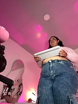 Snapshot of SamanthaDiamonds_ chatting on October 25, 12:29 am SamanthaDiamonds  online show from October 25, 12:29 am