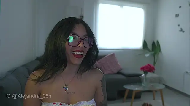 kyria 1 online show from January 16, 9:41 pm