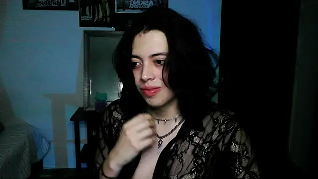 Snapshot of Deny__v chatting on April 3, 3:04 am Deny v online show from April 3, 3:04 am