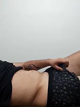 Snapshot of Ynsemr chatting on October 19, 10:21 pm Ynsemr online show from October 19, 10:21 pm