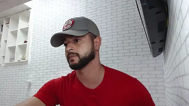 BombeiroHotx online show from February 5, 6:01 pm