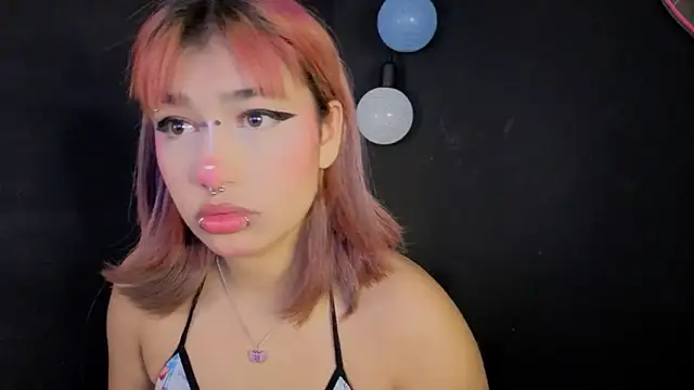 zoelight18 online show from October 2, 9:38 am