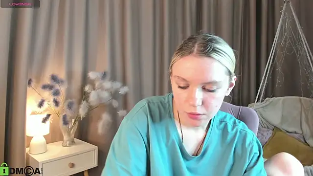 Casey Miller online show from October 24, 5:09 pm