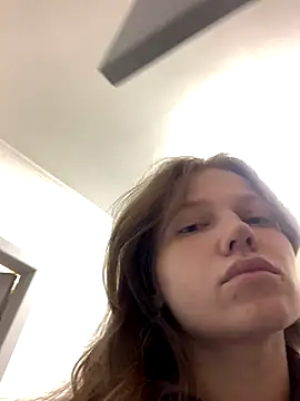 Snapshot of Leya_F chatting on September 28, 6:13 pm Leya F online show from September 28, 6:13 pm