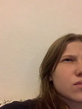 Snapshot of Leya_F chatting on October 2, 5:20 pm Leya F online show from October 2, 5:20 pm