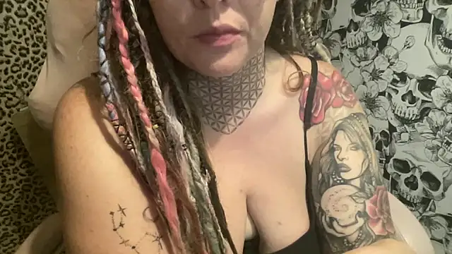 Aubrey-18XX online show from August 6, 2:52 pm