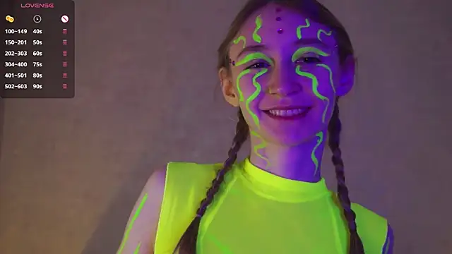 BeatrixHiett online show from October 5, 4:00 am