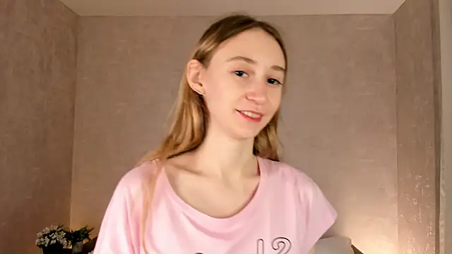 BeatrixHiett online show from October 24, 3:25 am