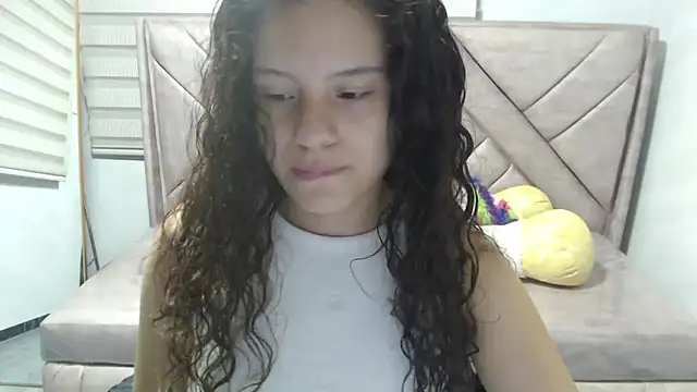 Snapshot of Velvet_Moon_V chatting on September 22, 1:02 pm Velvet Moon V online show from September 22, 1:02 pm