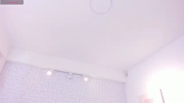 naishaa  online show from February 5, 6:45 pm