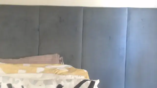 Snapshot of Jah-Queen chatting on October 16, 11:33 am Jah-Queen online show from October 16, 11:33 am