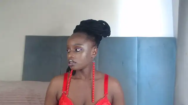 Snapshot of Jah-Queen chatting on October 25, 10:01 am Jah-Queen online show from October 25, 10:01 am