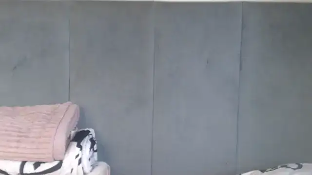 Snapshot of Jah-Queen chatting on November 1, 4:20 pm Jah-Queen online show from November 1, 4:20 pm