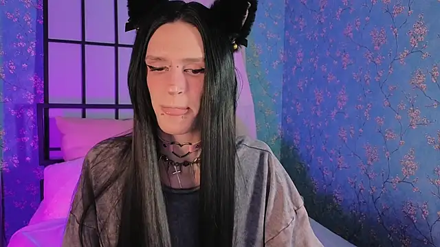 madi snow online show from February 27, 5:18 am