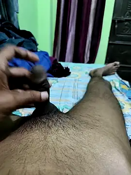 RohitHot122 online show from April 18, 7:07 pm