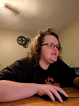 Snapshot of TheMistyPrice chatting on October 16, 11:22 am TheMistyPrice online show from October 16, 11:22 am