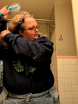 Snapshot of TheMistyPrice chatting on October 23, 11:09 am TheMistyPrice online show from October 23, 11:09 am