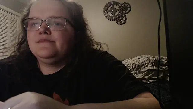 Snapshot of TheMistyPrice chatting on December 19, 12:34 pm TheMistyPrice online show from December 19, 12:34 pm