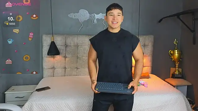 Snapshot of Horny_nick18 chatting on January 9, 2:09 pm Horny nick18 online show from January 9, 2:09 pm