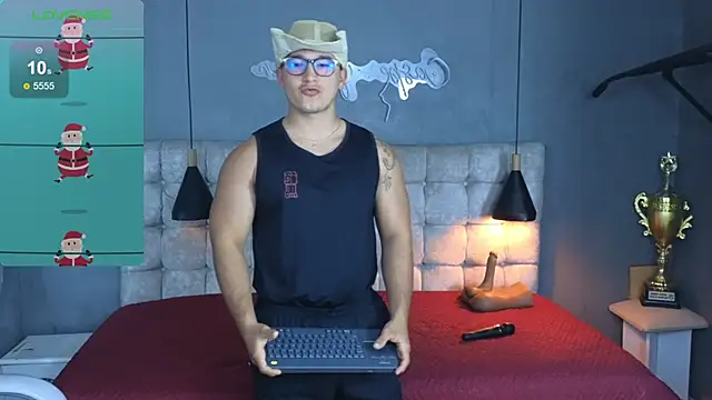 Snapshot of Horny_nick18 chatting on January 13, 10:20 am Horny nick18 online show from January 13, 10:20 am