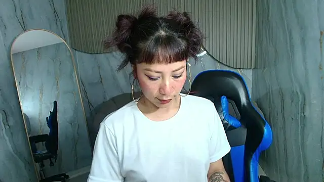 valentina r  online show from January 11, 2:49 am