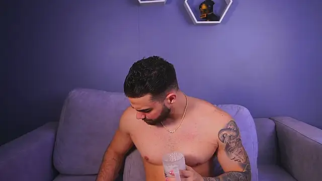 Paul Phoenix online show from November 7, 6:19 pm