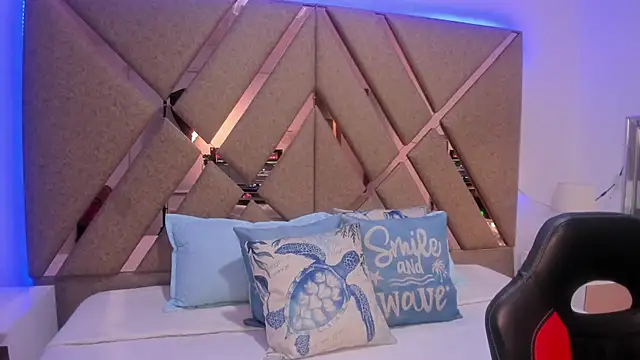 Snapshot of BelhaLawuo chatting on October 16, 7:26 pm BelhaLawuo online show from October 16, 7:26 pm