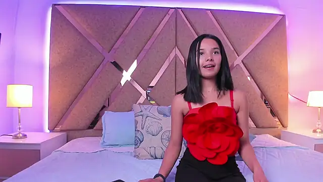 Snapshot of BelhaLawuo chatting on February 2, 7:34 pm BelhaLawuo online show from February 2, 7:34 pm